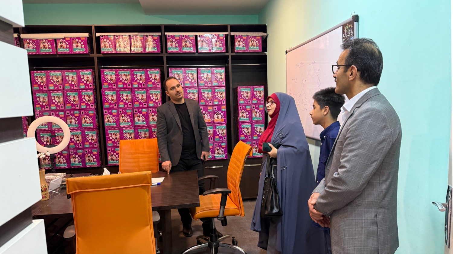 بازدید مدیر دپارتمان فناوری و کار آفرینی دانشگاه بین المللی گرجستان از مجموعه پرگار